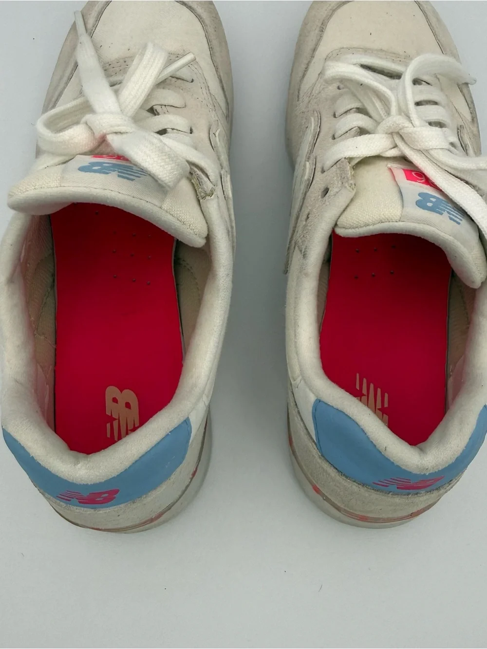 New Balance WL696OSA Women’s 696 Classic Retro Sneakers Off White Pink Blue Sz 7